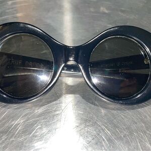 Vintage American Optical Sunglasses “Racy” 1960’s USA